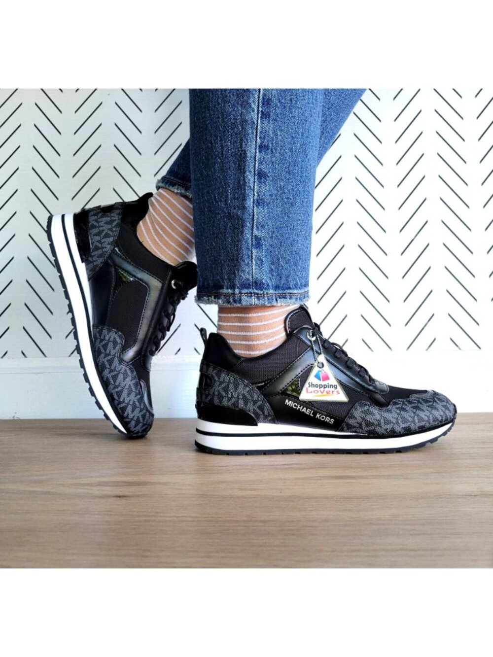 ❤️MICHAEL KORS WILMA Trainer Sneaker Sz 9 Women Shoes Black Monogram MK Logo New - Picture 4 of 11